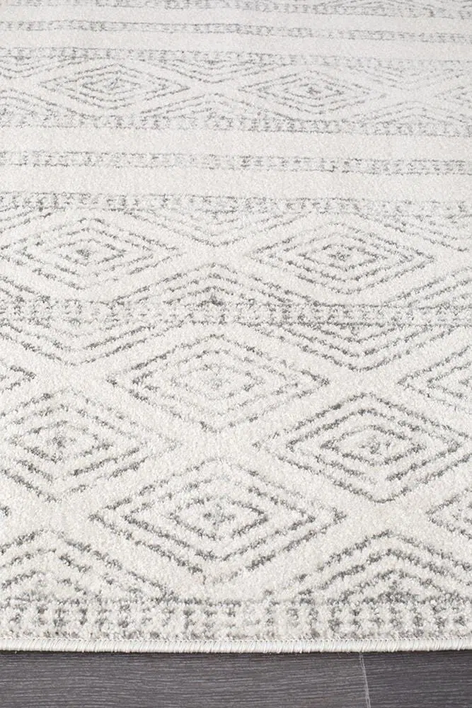 Oasis Salma White And Grey Tribal Rug - Image 5