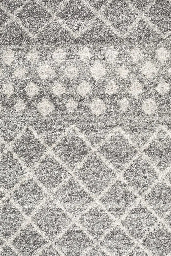 Oasis Selma Silver Tribal Round Rug - Image 5