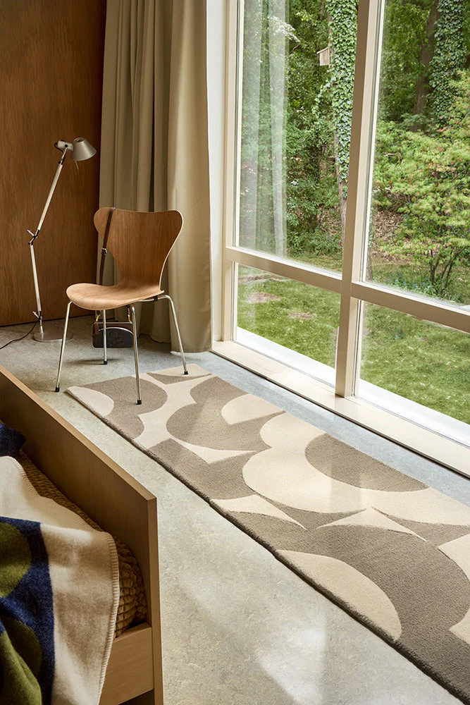 Orla Kiely Prism Flower Mushroom - Ecru 158009 Rug - Image 8
