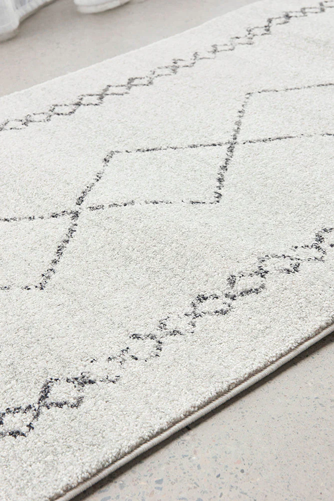 Paradise Kylie Runner - Image 4
