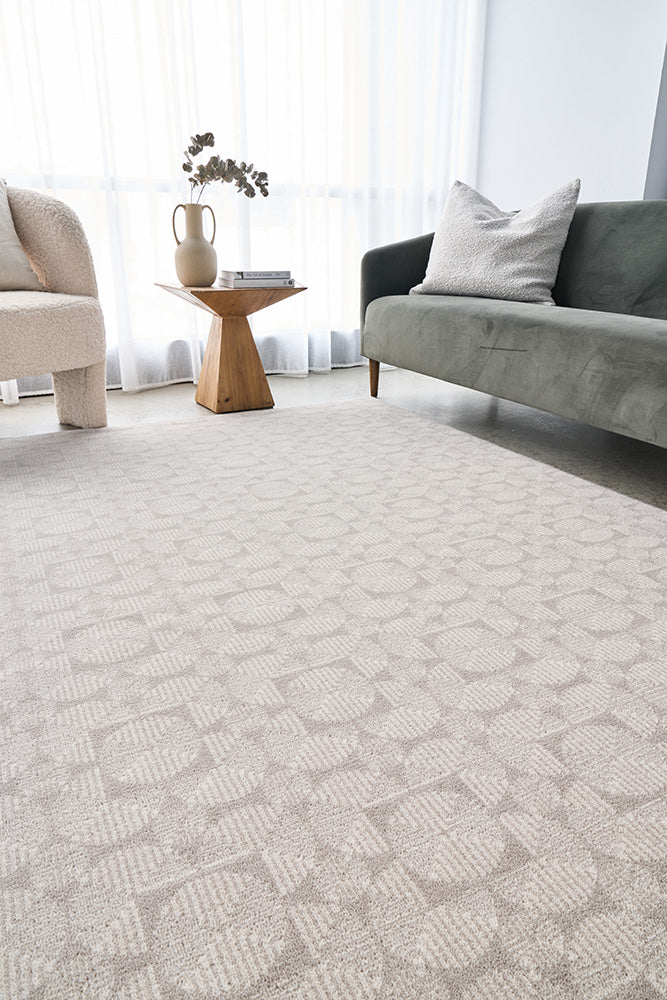 Prague Niko Silver Rug - Image 3