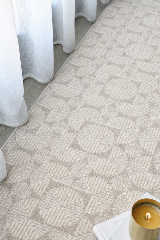 Prague Niko Silver Rug - Image 4