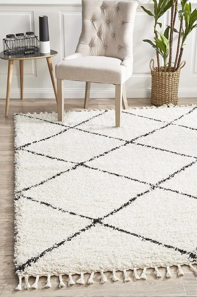 Saffron 22 White Rug - Image 3