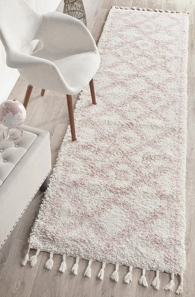 Saffron 33 Pink Runner Rug - Image 3