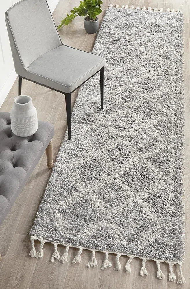 Saffron 33 Silver Runner Rug - Image 3