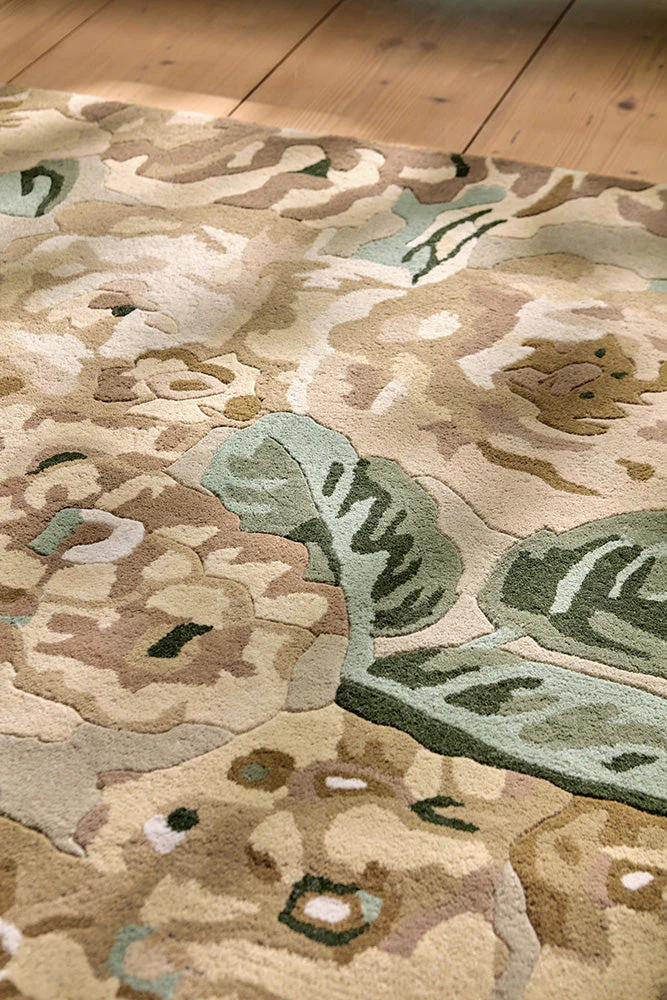 Sanderson Rose & Peony Birch 045001 Rug - Image 3