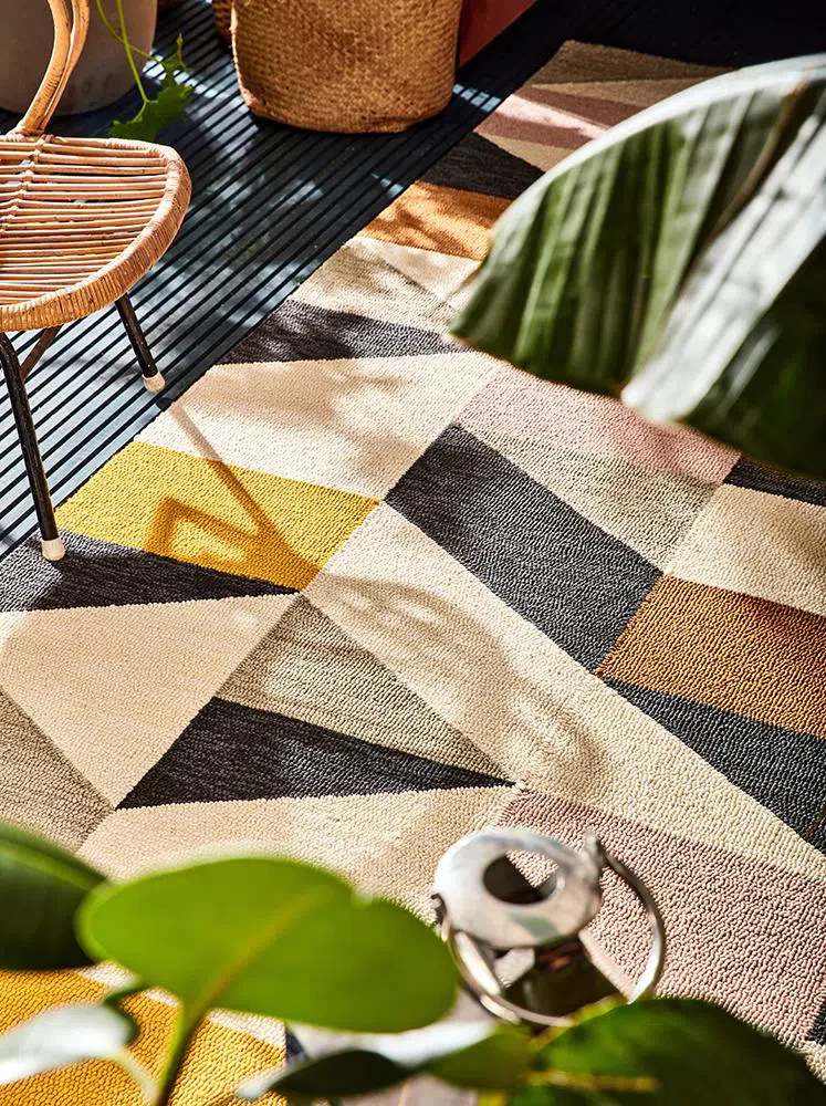 Scion Nuevo Blush Outdoor Rug 426102 - Image 3