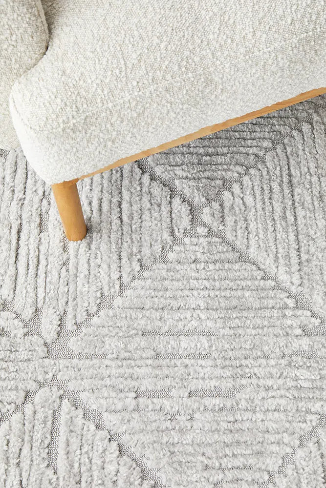 Serenade Shilo Silver Rug - Image 4