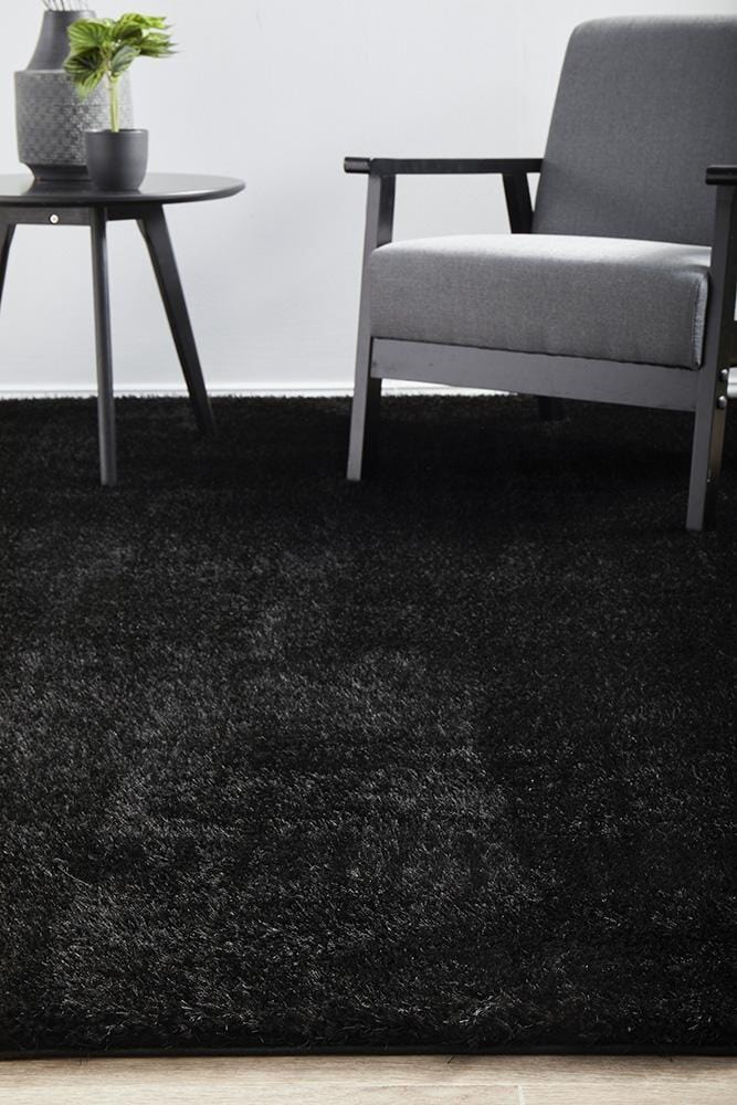 Sienna Black Rug - Image 4