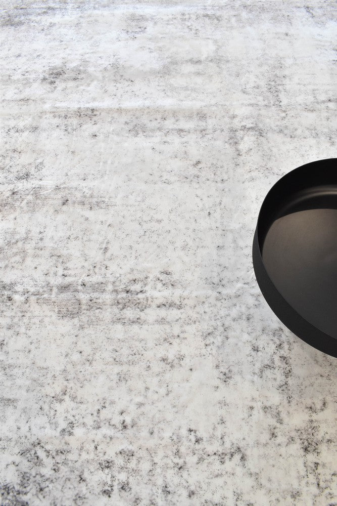Soluna Slate Rug - Image 10