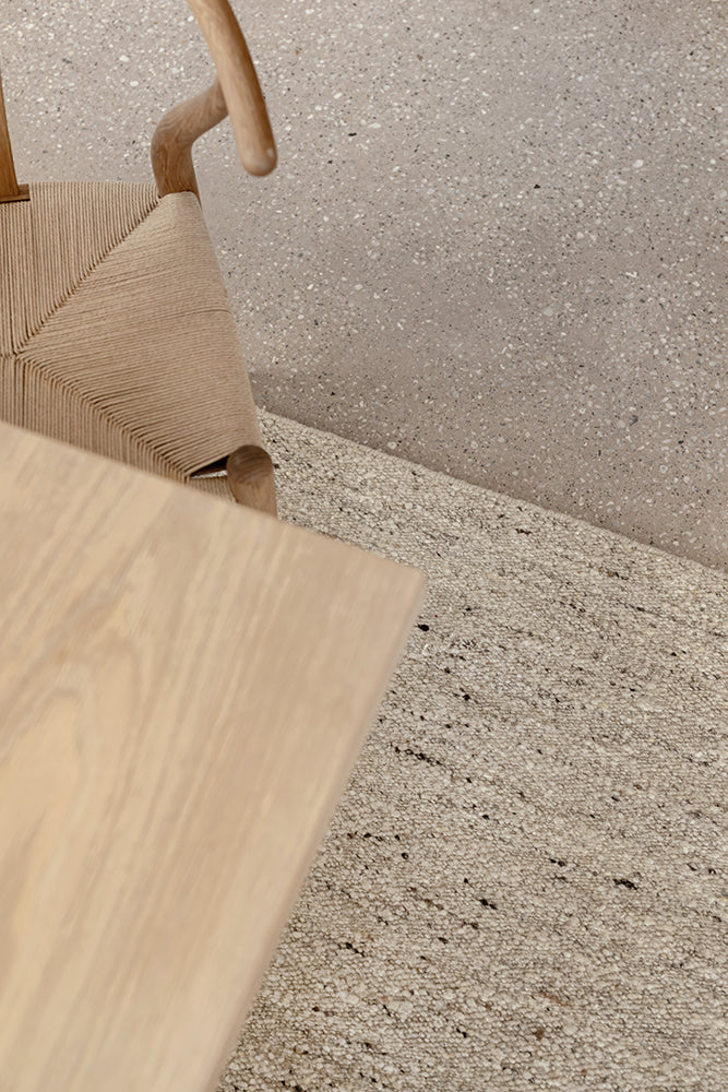 Steph And Gian Elm Pepper Rug - Image 4