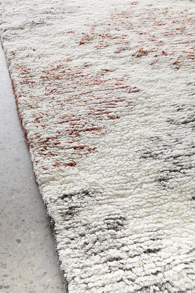 Summit Motif Cream Rug - Image 7