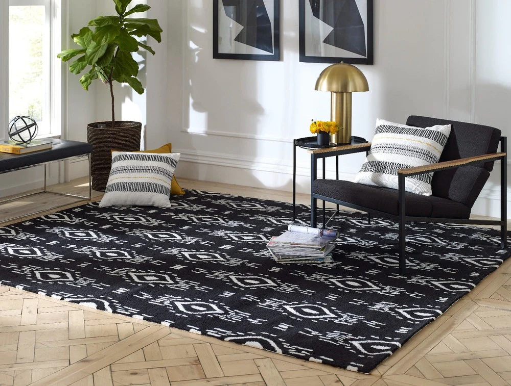 Surah Black Indoor Outdoor Rug - Image 6