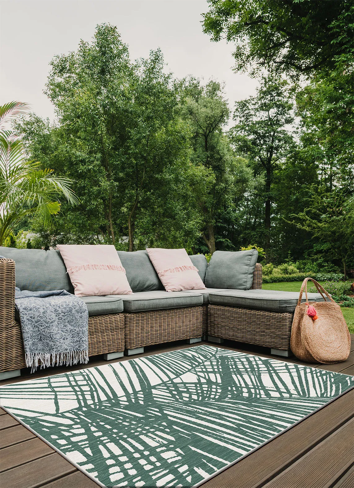 Terrazzo 534 Reversible Green Outdoor - Image 4
