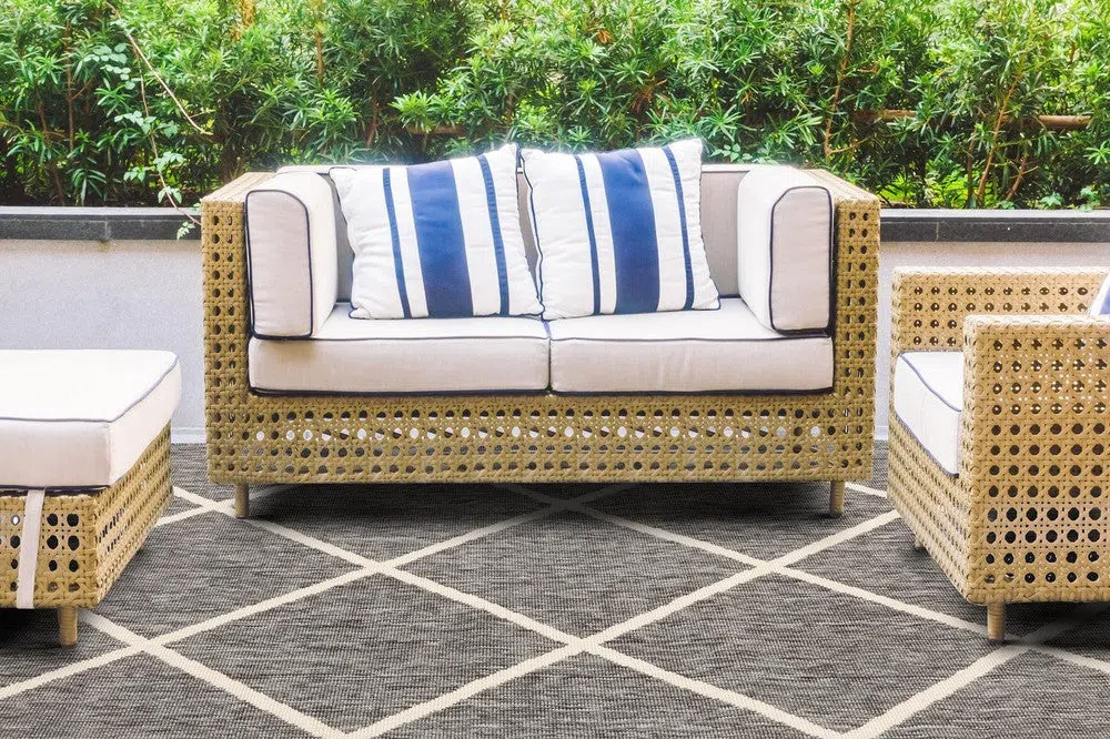 Tucson Grey Outdoor Rug - Image 4