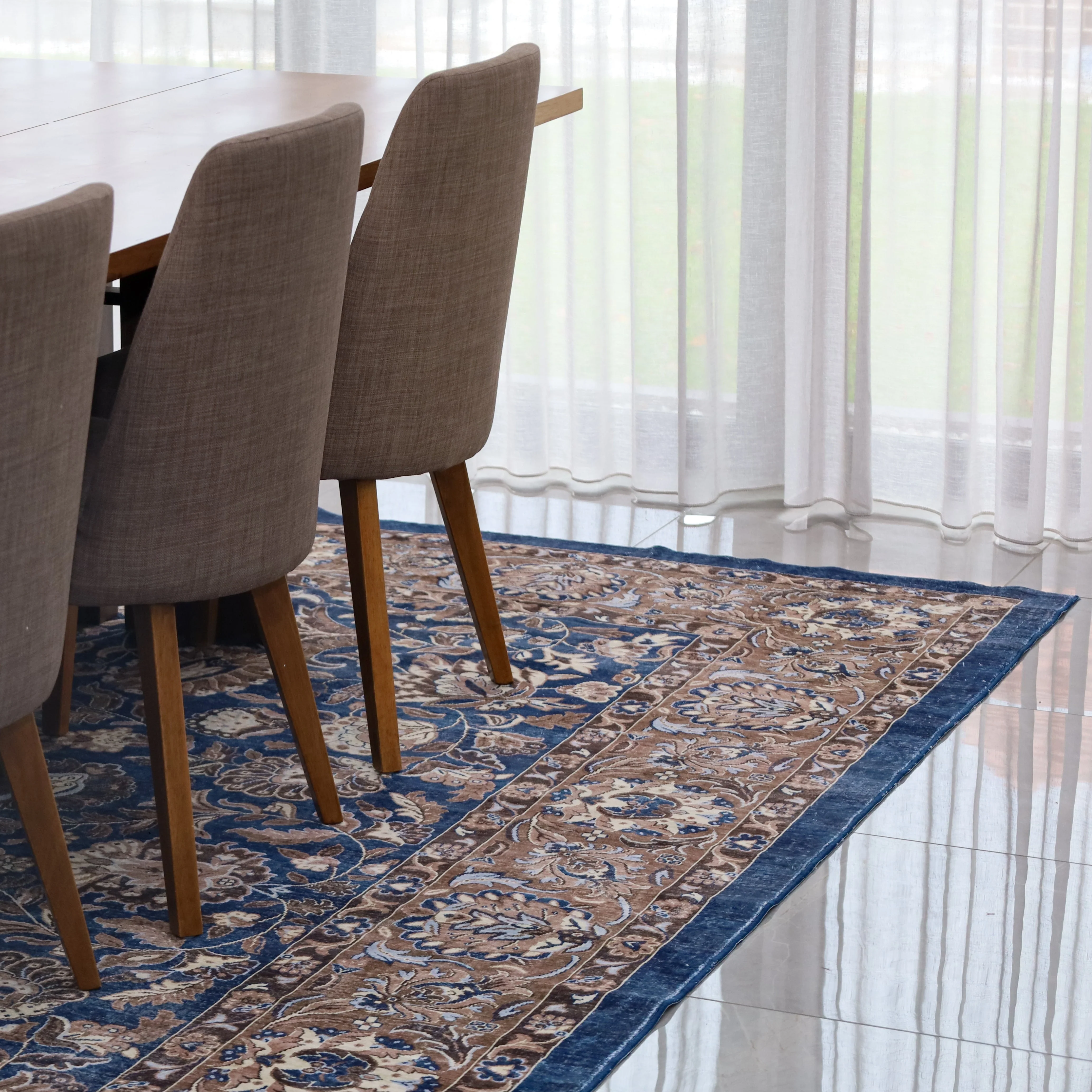 Vihaan Machine Washable Rug - Image 5