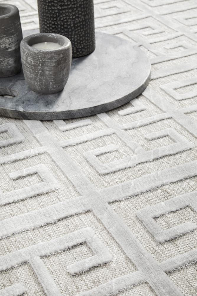 York Brenda Silver Rug - Image 9