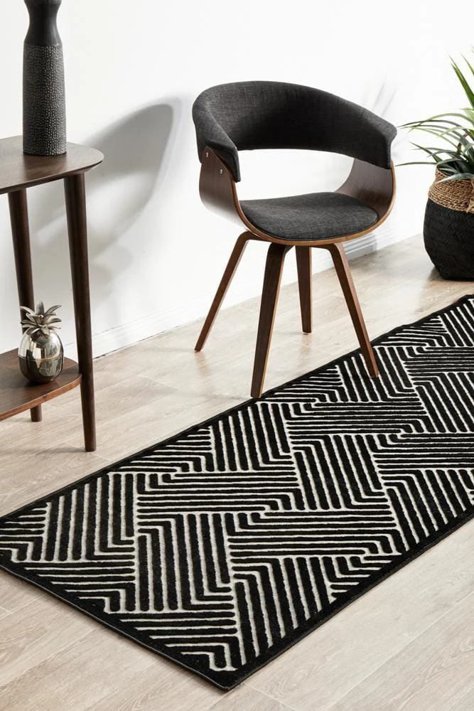 York Cindy Black & Gold Runner Rug - Image 4