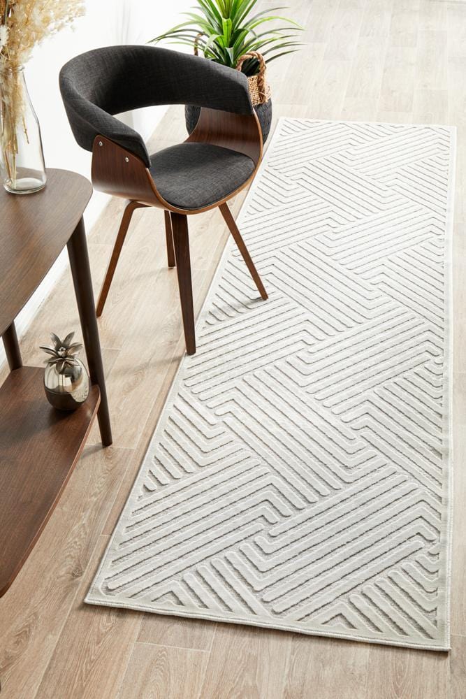 York Cindy Natural White Runner Rug - Image 3