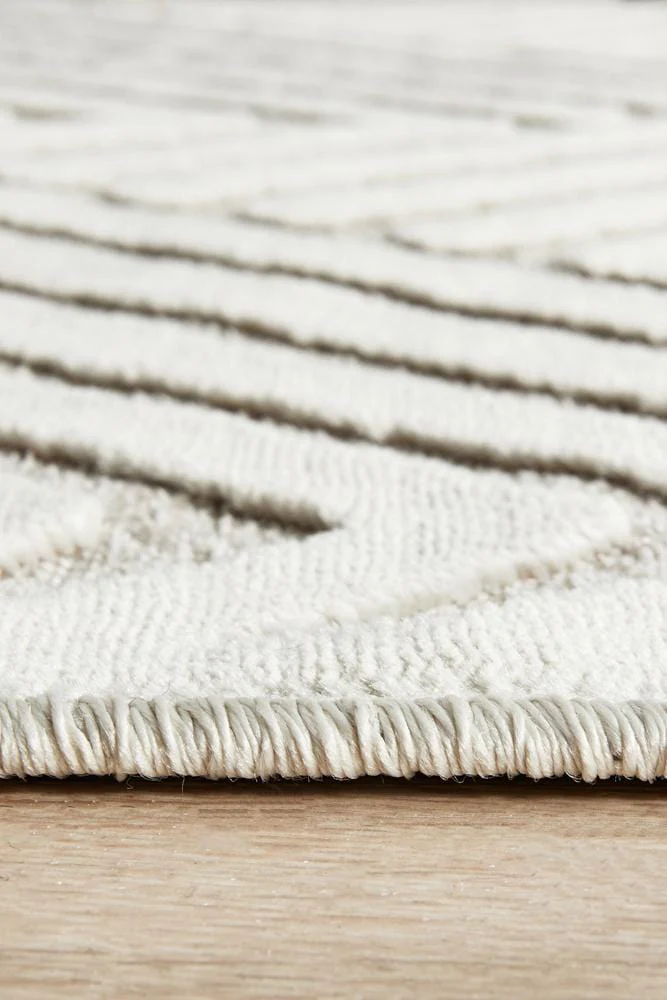 York Cindy Natural White Runner Rug - Image 8